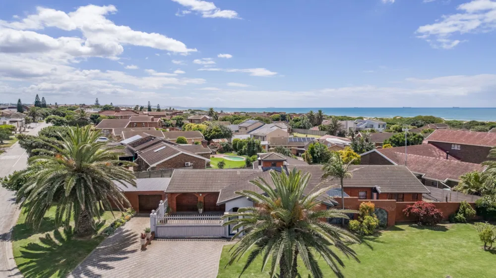 House for sale in Bluewater Bay, Port Elizabeth, Gqeberha - 1PLZ1756740
