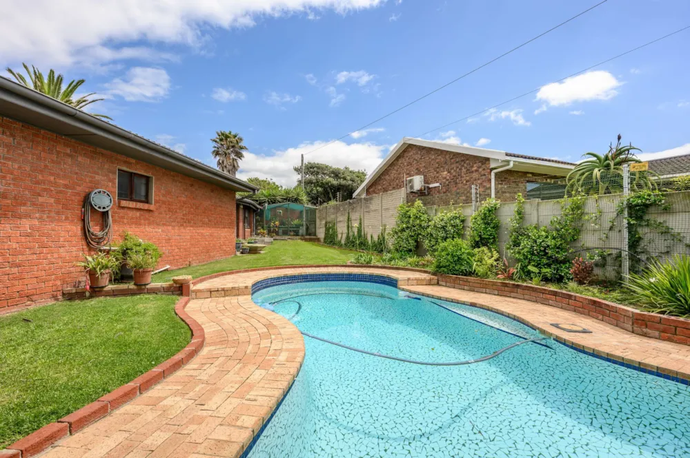House for sale in Bluewater Bay, Port Elizabeth, Gqeberha - 1PLZ1756740