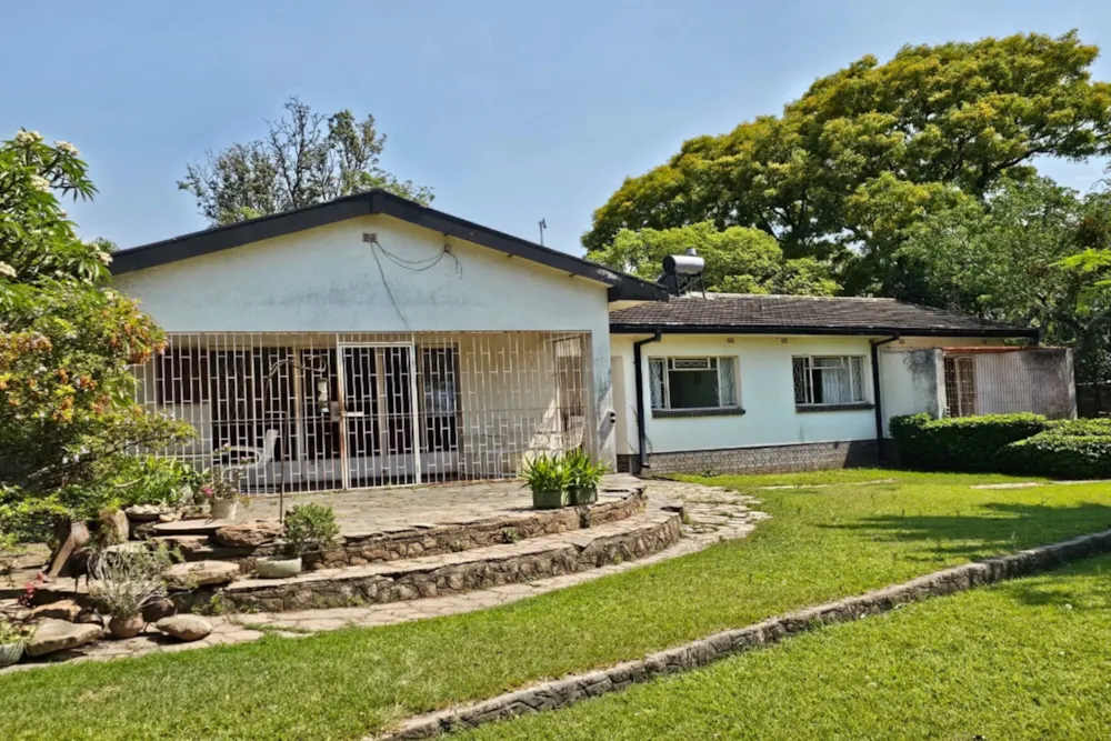 House for sale in Burnside, Bulawayo, Zimbabwe - 3ZB1756440