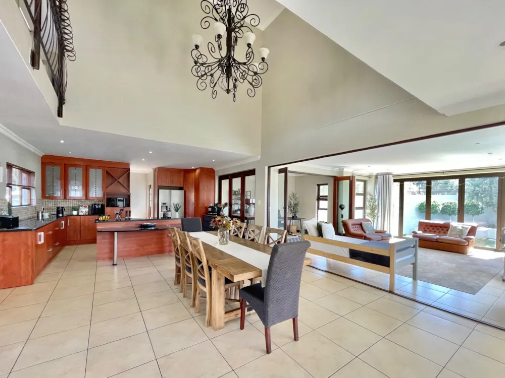 Townhouse for sale in  Vanderbijlpark SW 5 - 1VT1756534