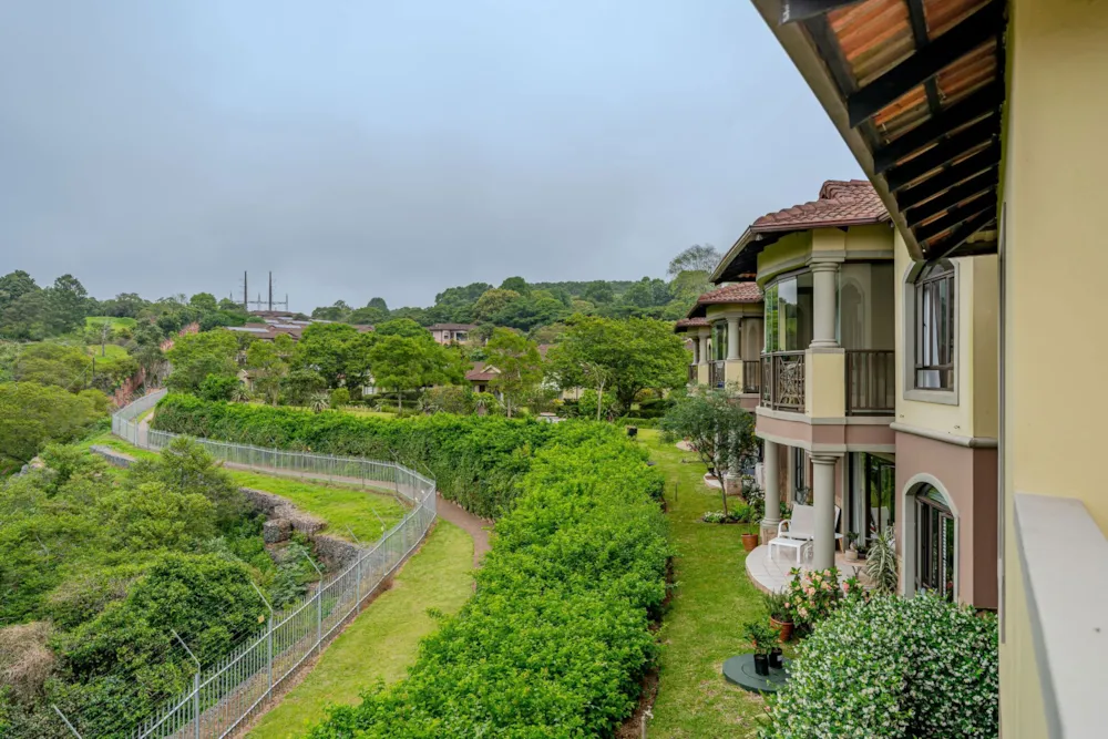 Apartment for sale in Le Domaine Estate - 1KF1756545
