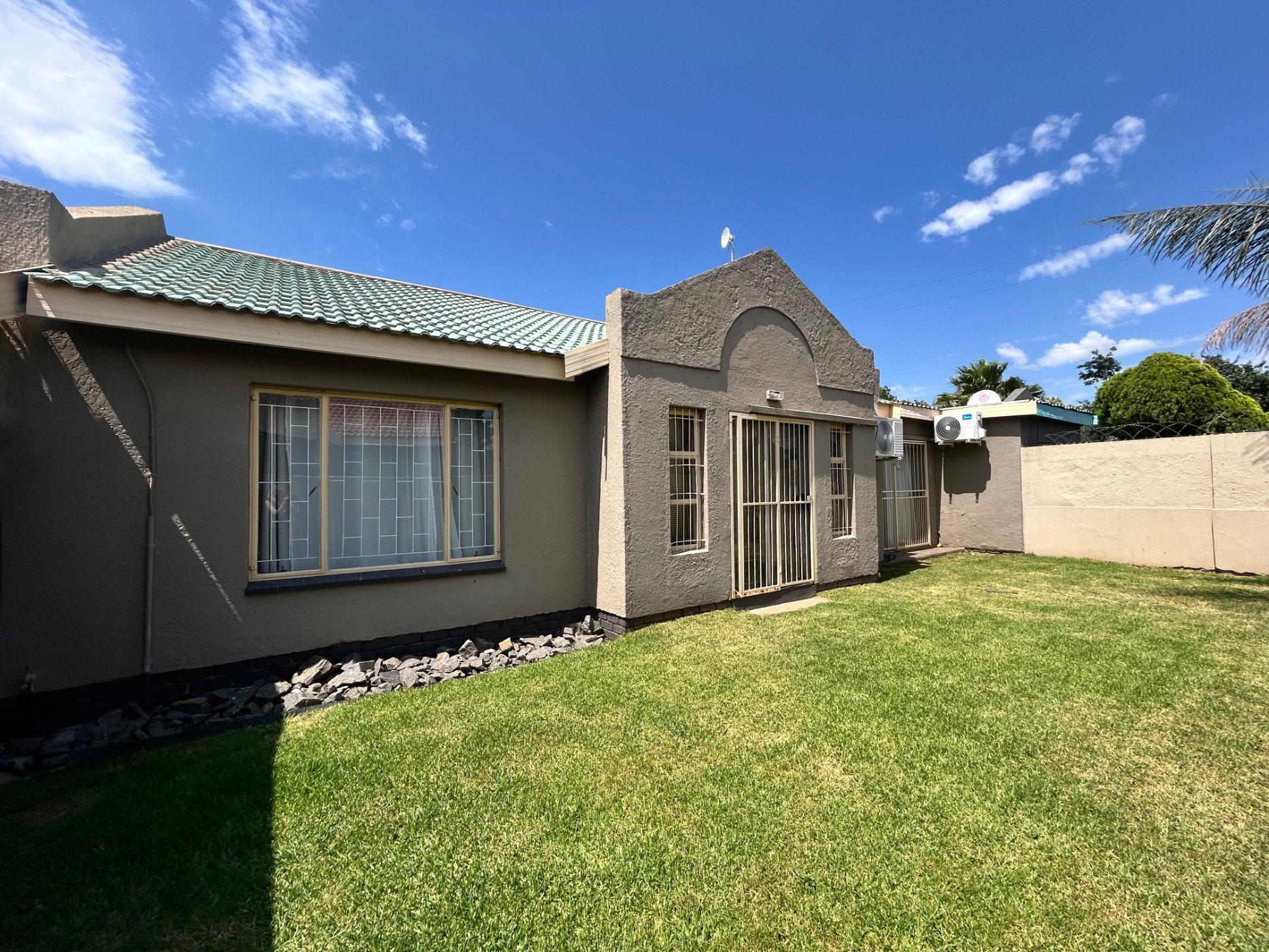 House for sale in Minerva Gardens - 1KJ1756555