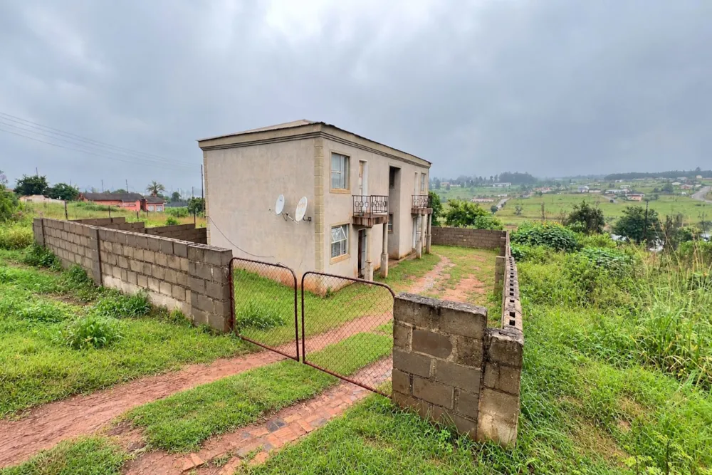 Double-storey apartment for sale in Nhlangano, Eswatini - 3ES1756566