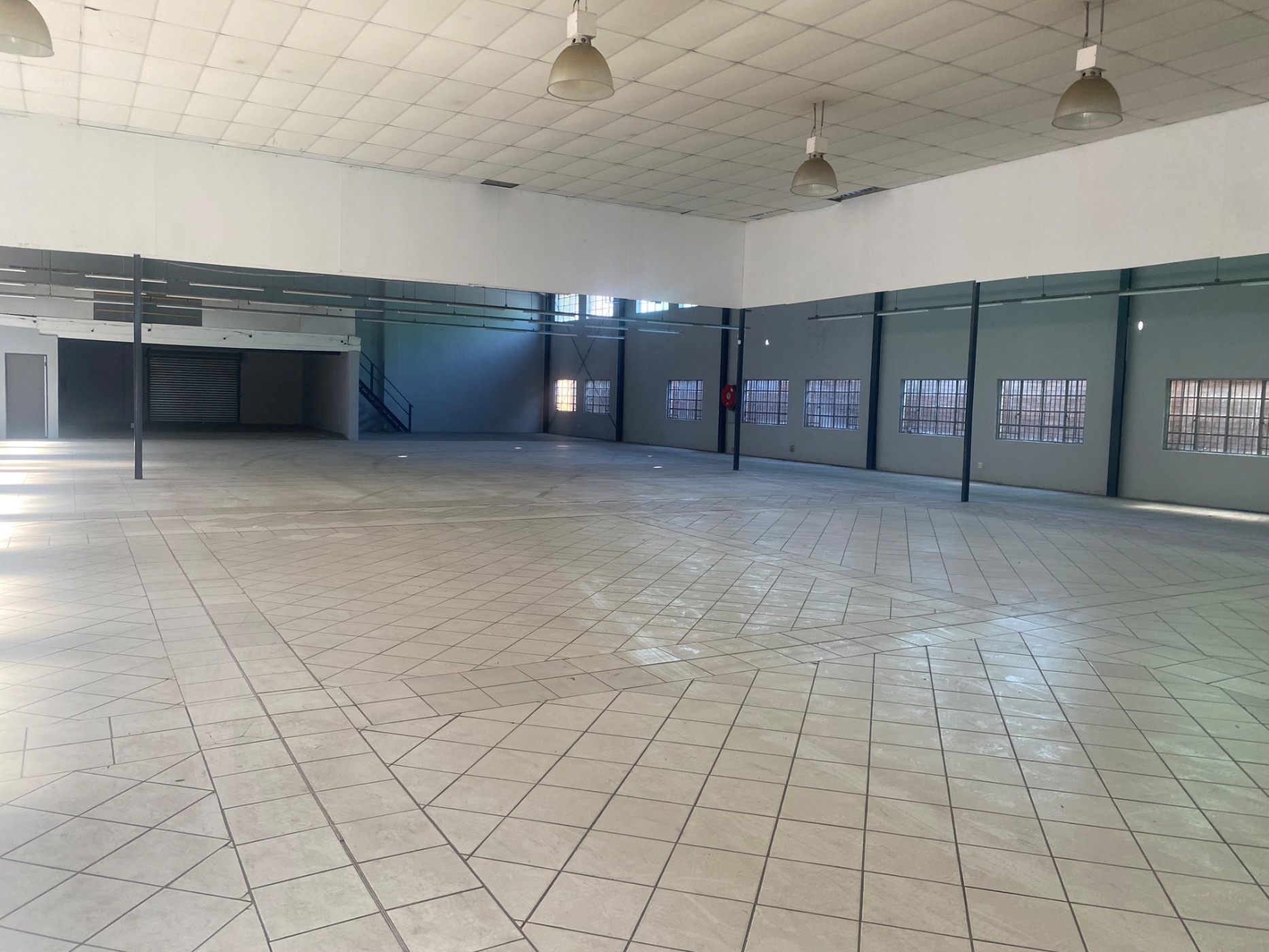 Commercial Building to rent in Newcastle - 1NW1756795
