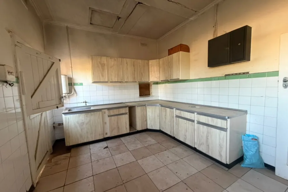 House for sale in Kumalo, Bulawayo, Zimbabwe - 3ZB1756702