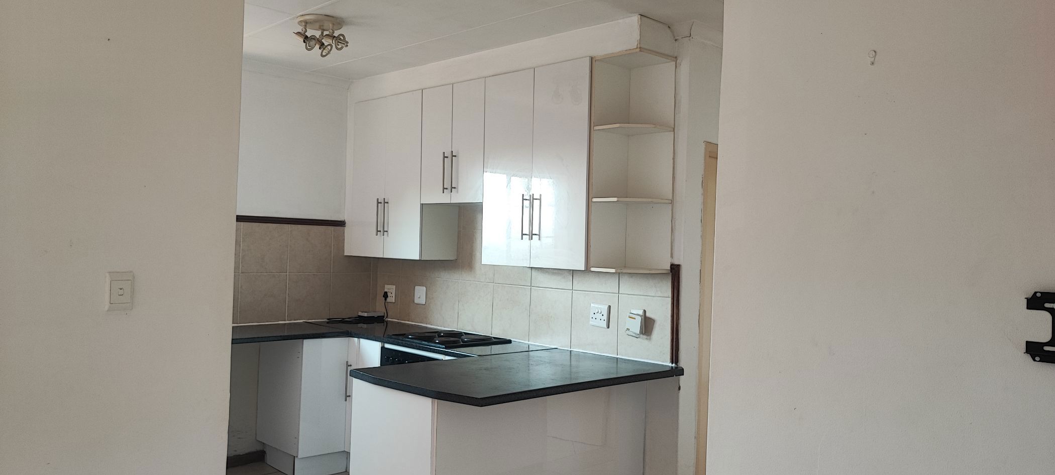 Townhouse to rent in Mooikloof Ridge - PTL1756724