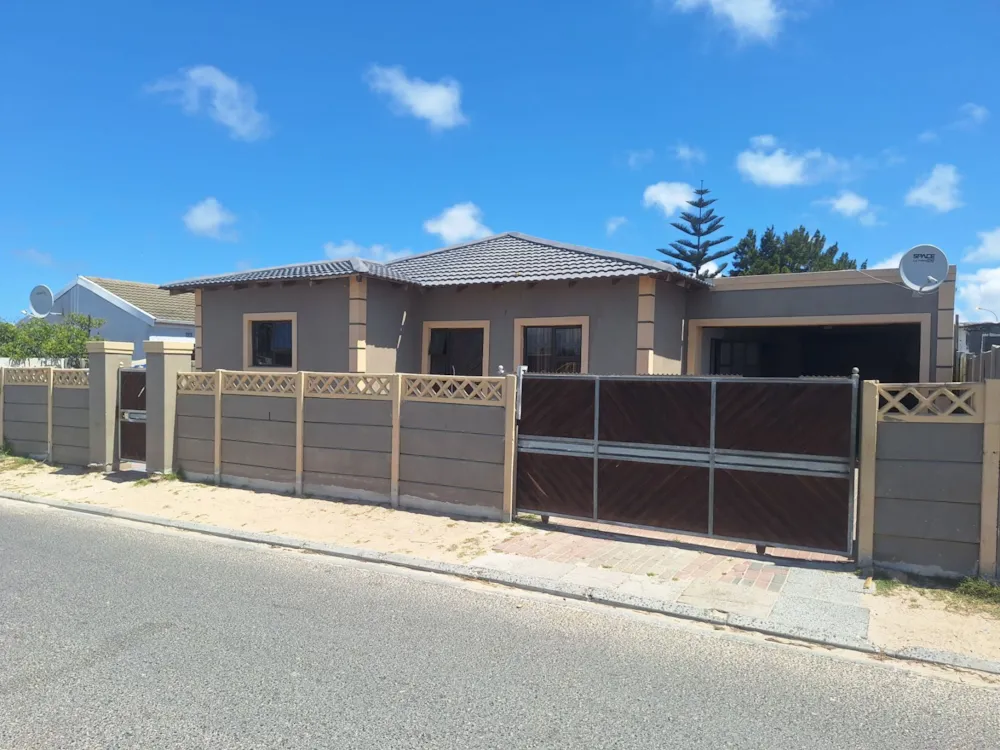 House for sale in Hillcrest Heights, Eersterivier - 1KV1756924 House for sale in Hillcrest Heights, Eersterivier - 1KV1756924
