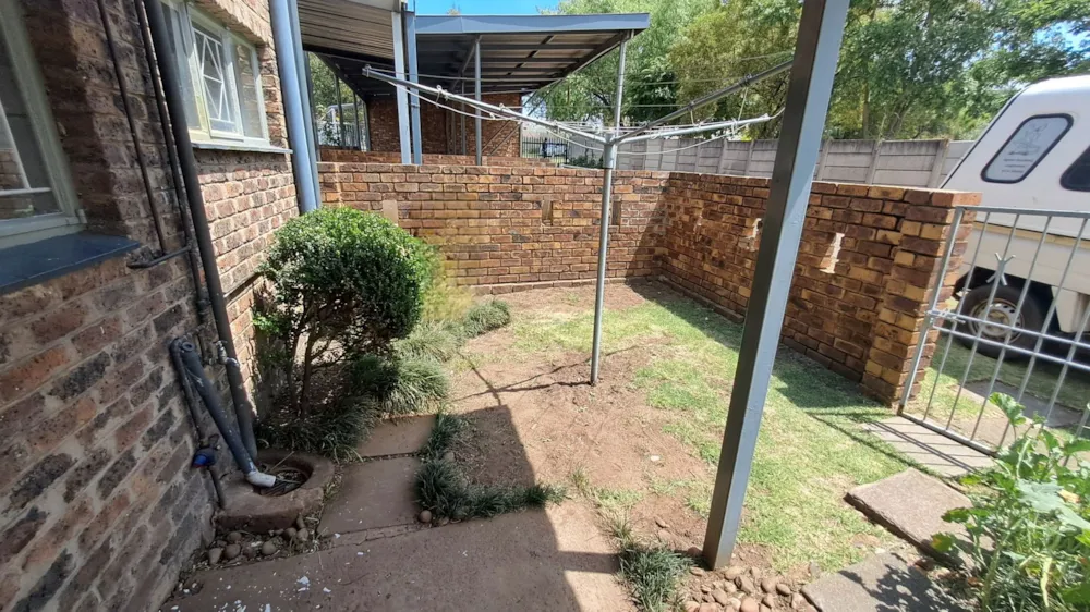 Double-storey apartment for sale in Middelburg Central (Mpumalanga Central)  - 1MD1756816