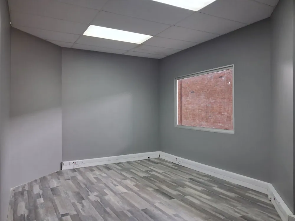 Commercial industrial property to rent in Oos Einde, Bloemfontein - 1BX1756860 Commercial industrial property to rent in Oos Einde, Bloemfontein - 1BX1756860
