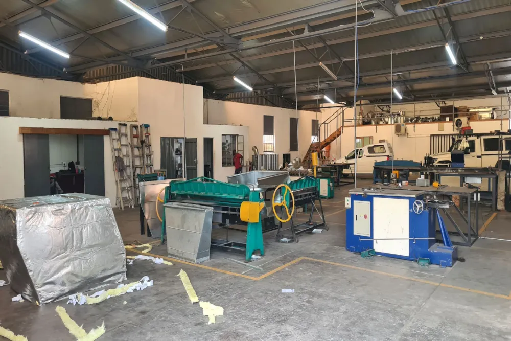 Commercial industrial property to rent in Mbombela Industrial (Nelspruit Industrial) - 1NS1756883 Commercial industrial property to rent in Mbombela Industrial (Nelspruit Industrial) - 1NS1756883