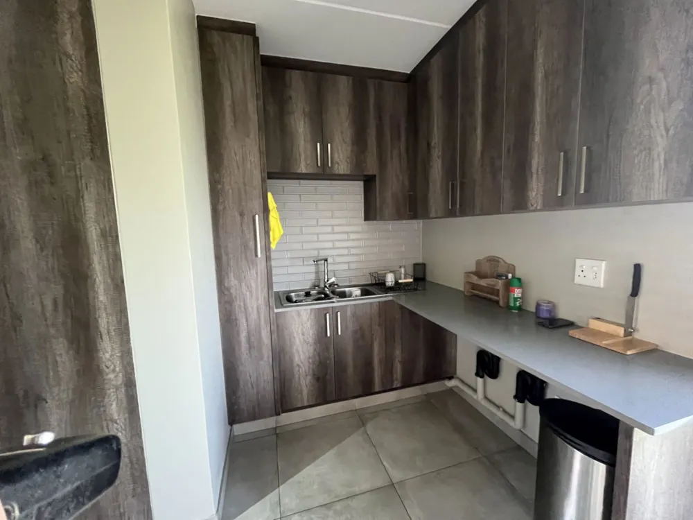 Townhouse for sale in Spitskop - 1BX1756988 Townhouse for sale in Spitskop - 1BX1756988