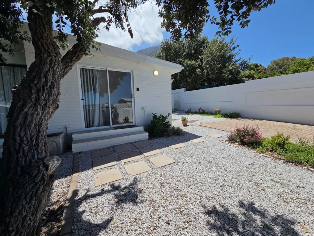 Garden apartment to rent in Hermanus - ONL1757059