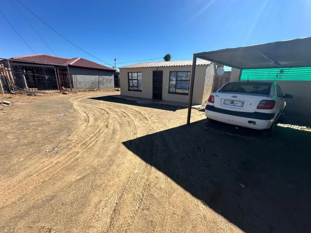 House for sale in Rocklands, Kagisanong - 1BX1757116 House for sale in Rocklands, Kagisanong - 1BX1757116