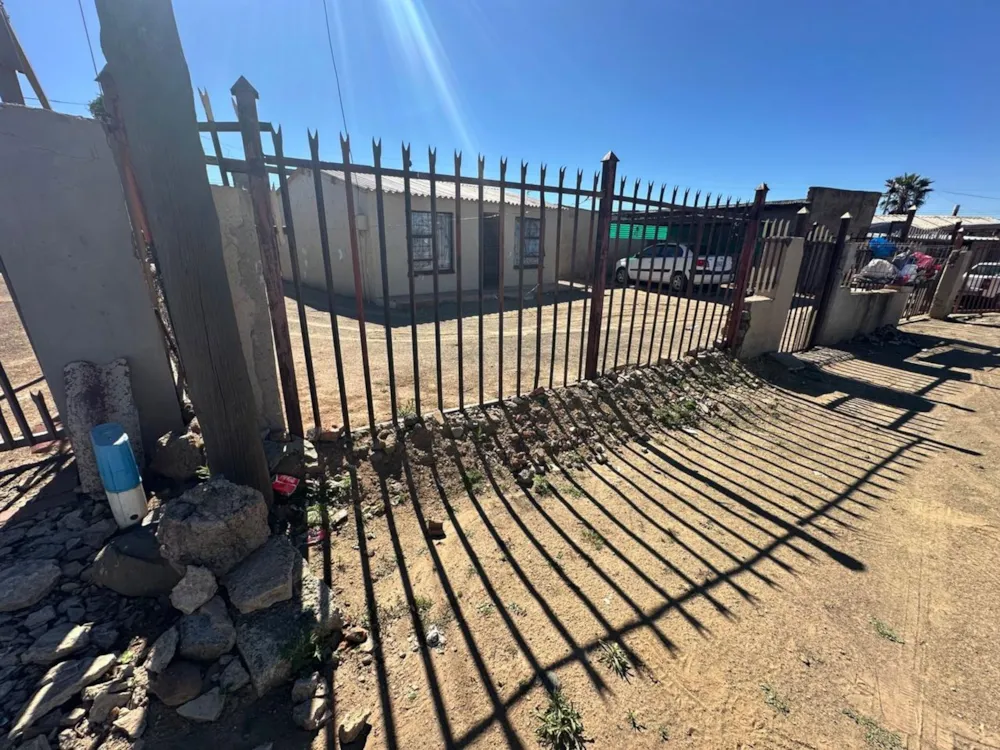 House for sale in Rocklands, Kagisanong - 1BX1757116 House for sale in Rocklands, Kagisanong - 1BX1757116