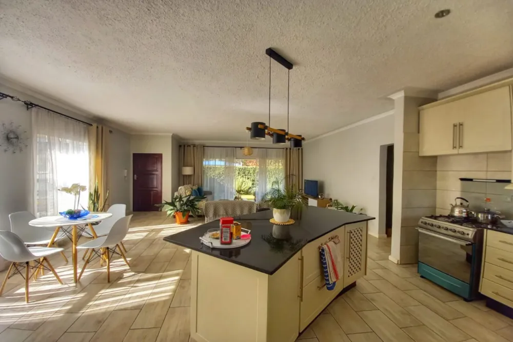 Townhouse for sale in Newlands, Zimbabwe - 3ZB1757118
