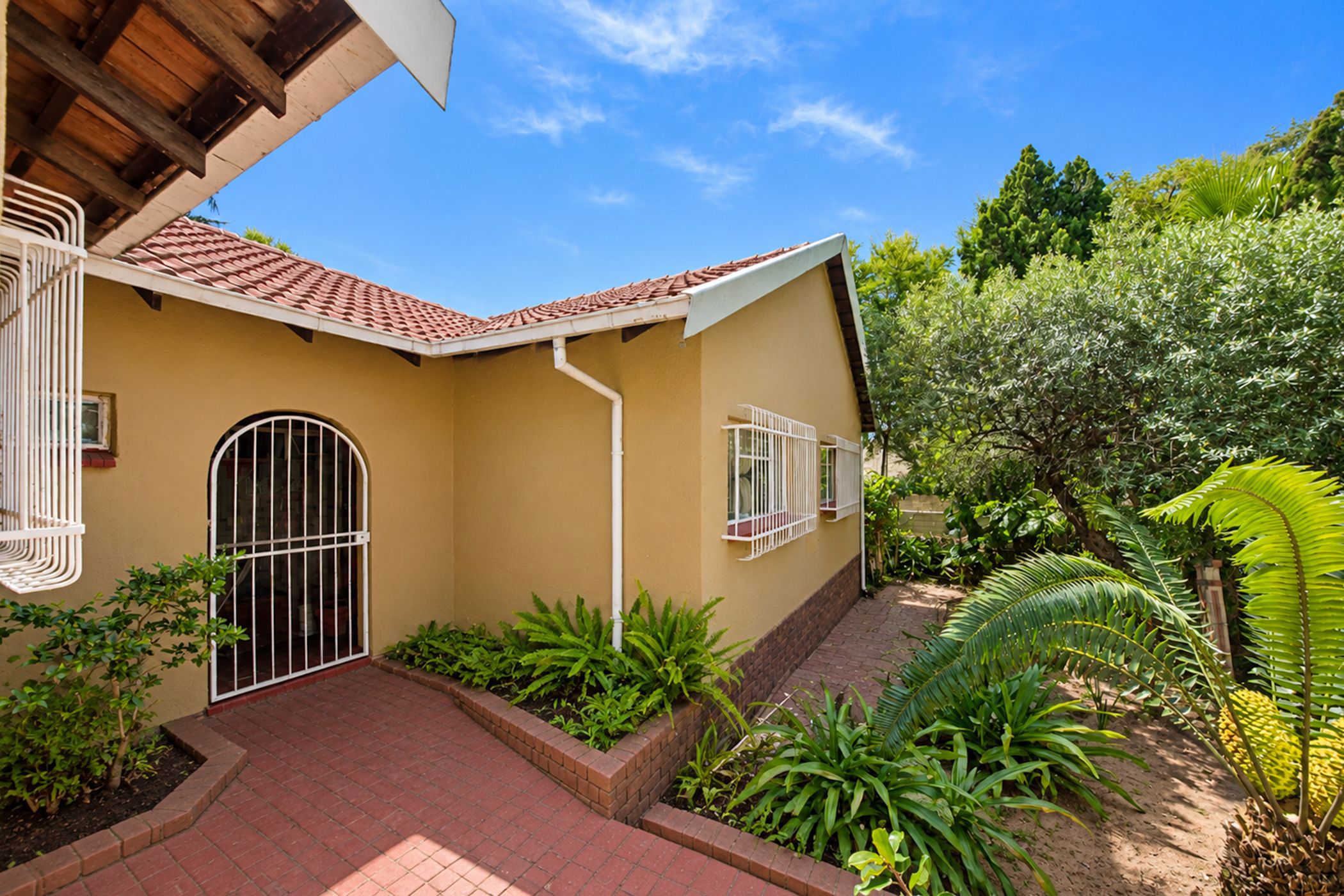 House for sale in The Reeds - CN1757146