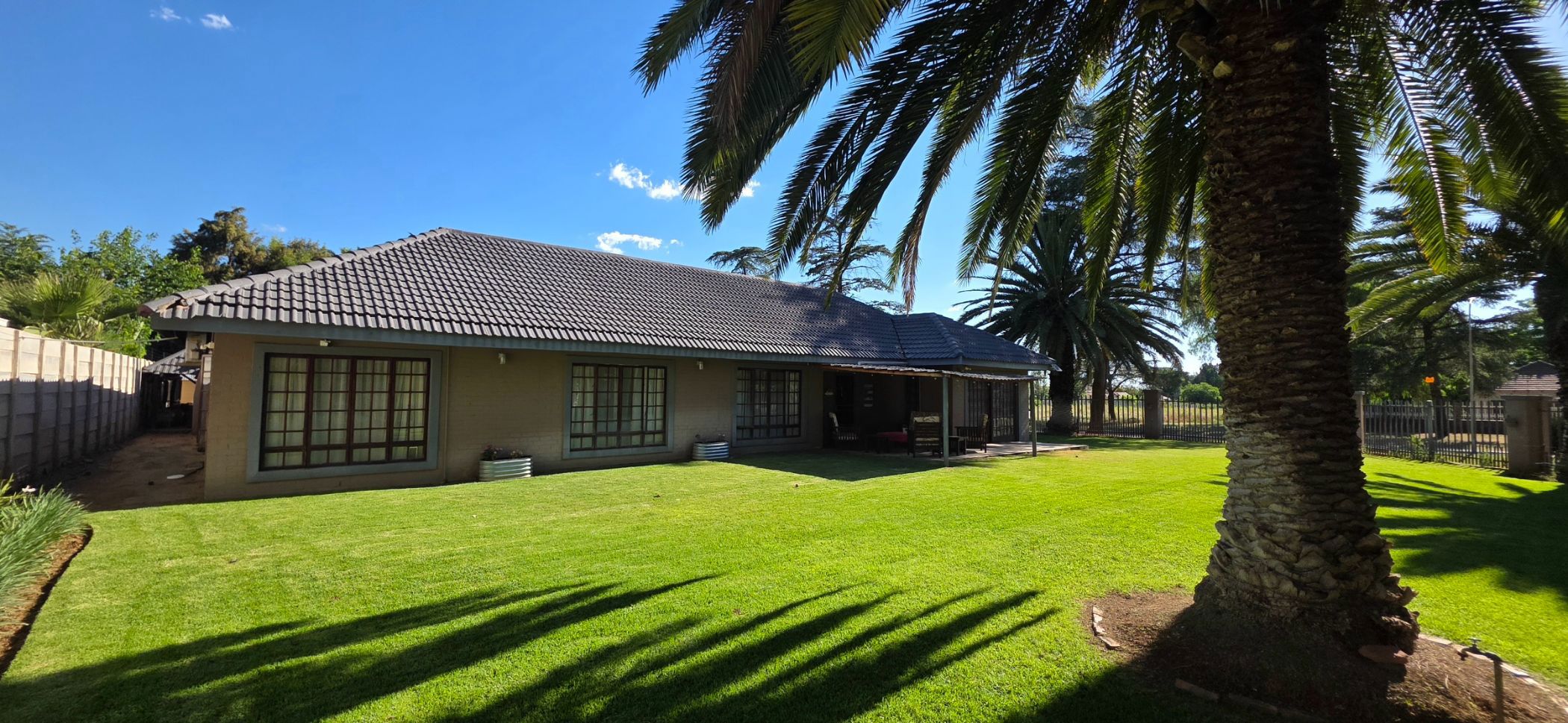 House for sale in St Helena - 1WM1757208