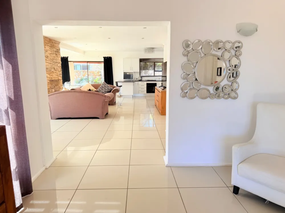 Double-storey house for sale in Kleinmond - KN1753954 Double-storey house for sale in Kleinmond - KN1753954