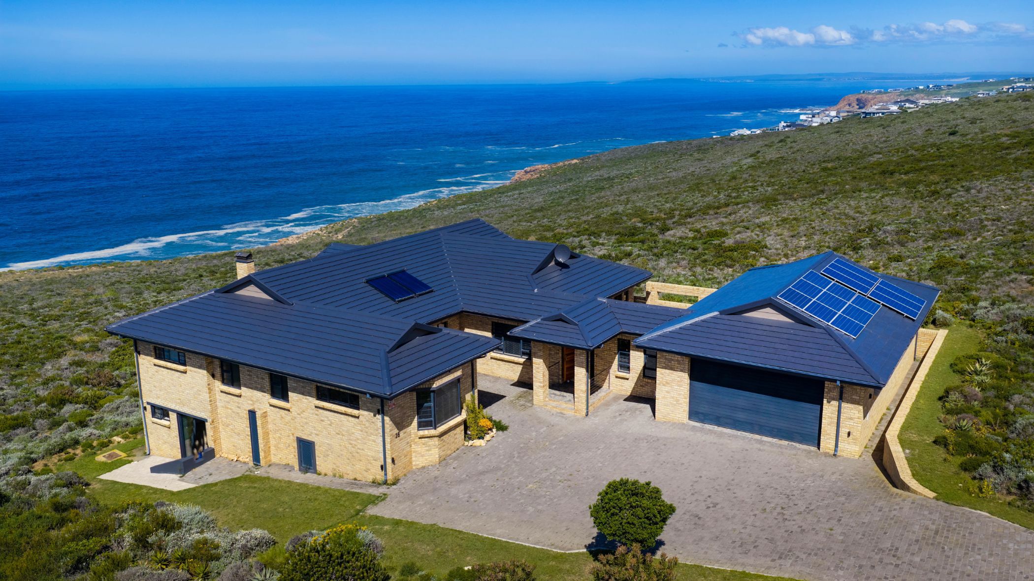 House for sale in Mossel Bay - 1MB1754174
