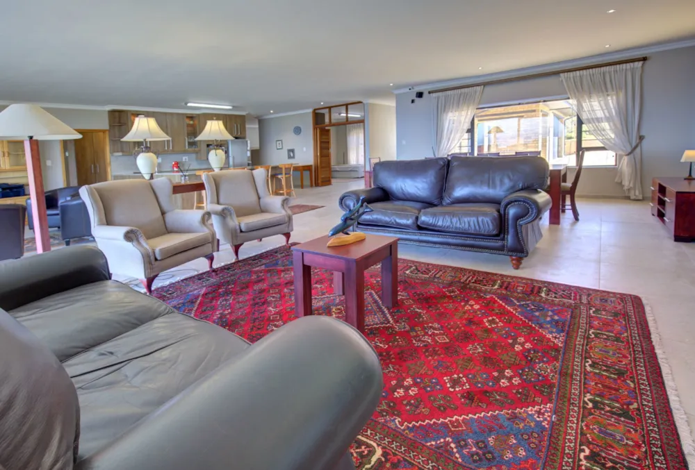 House for sale in Mossel Bay - 1MB1754174 House for sale in Mossel Bay - 1MB1754174
