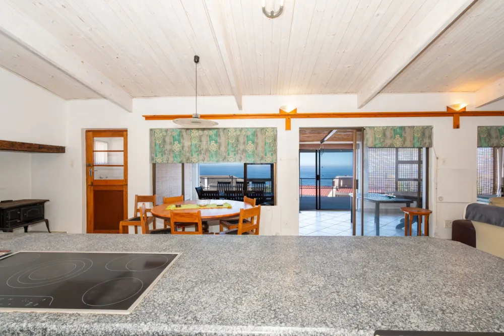 House for sale in Yzerfontein - LA1754028 House for sale in Yzerfontein - LA1754028