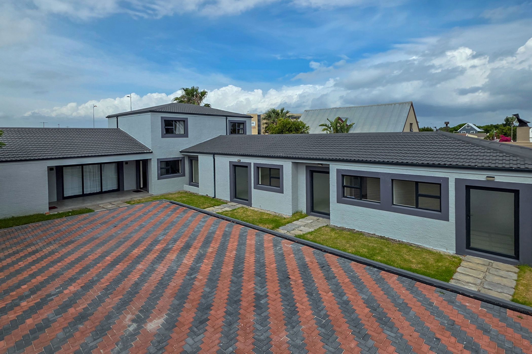 House for sale in Blouberg Sands - 1TV1753429
