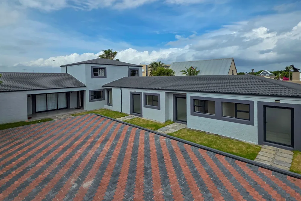 House for sale in Blouberg Sands - 1TV1753429