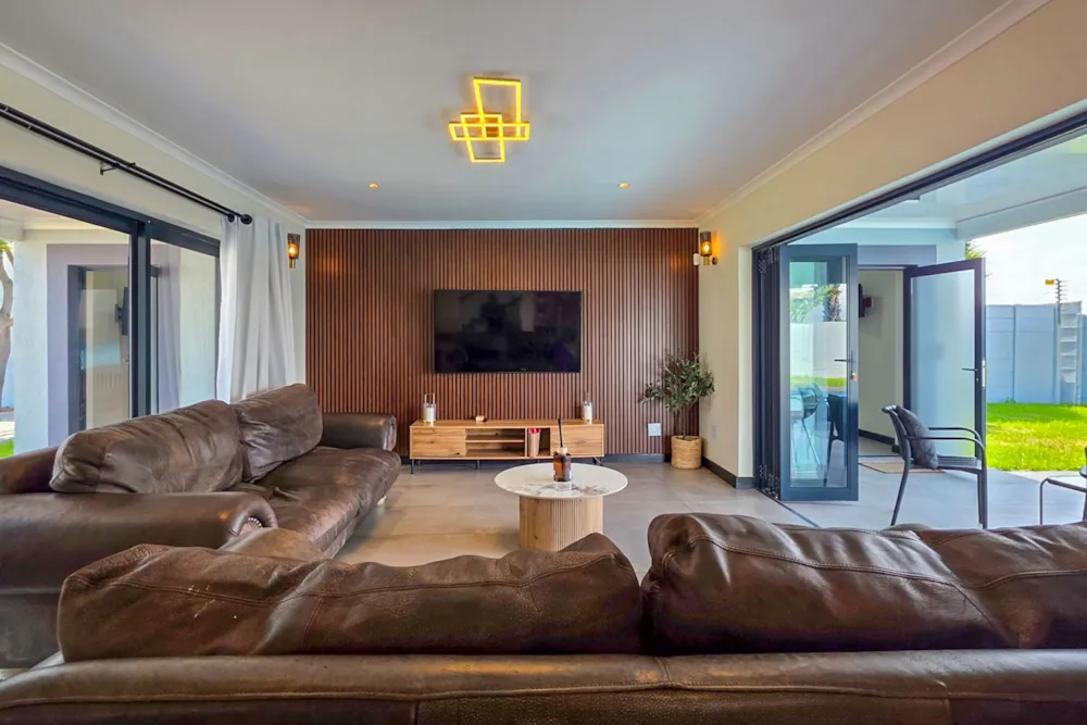 House for sale in Blouberg Sands - 1TV1753429