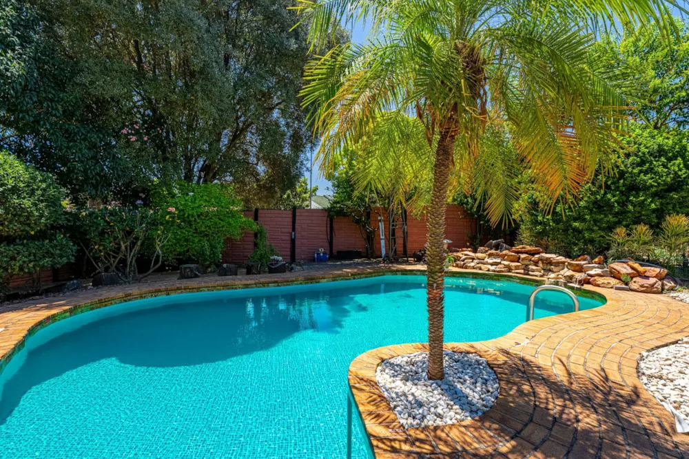 Single-storey house for sale in Gallo Manor - HP1756675