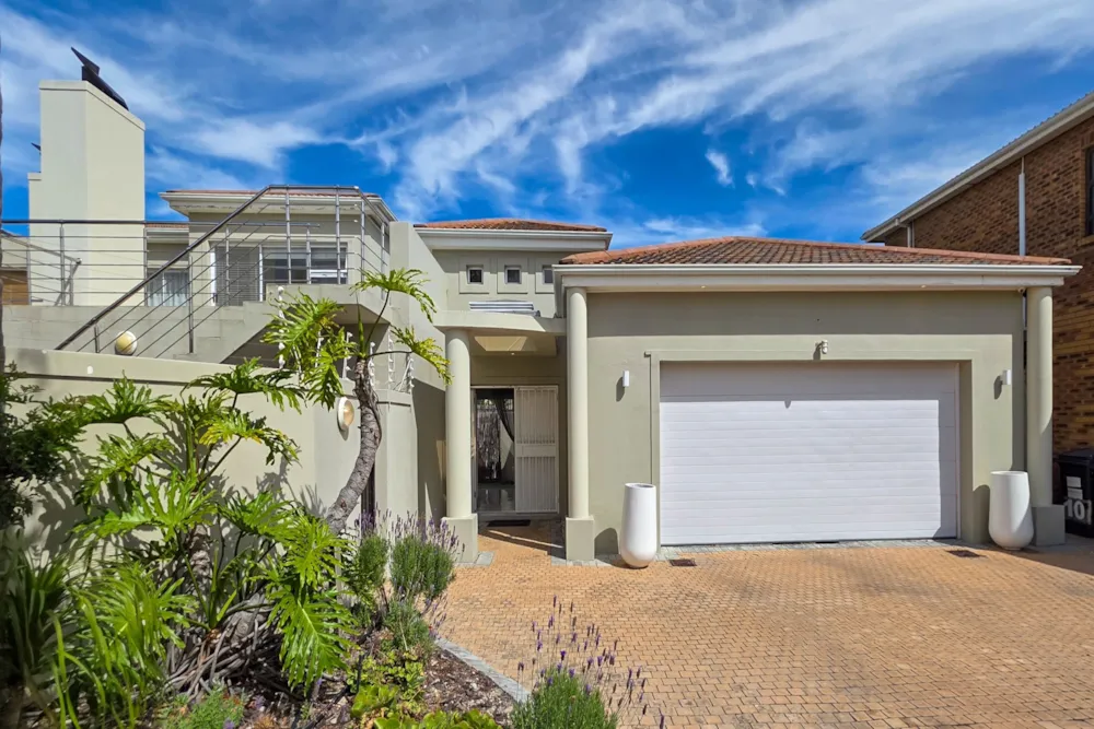 House to rent in West Beach, Blouberg - 1TV1753916 House to rent in West Beach, Blouberg - 1TV1753916