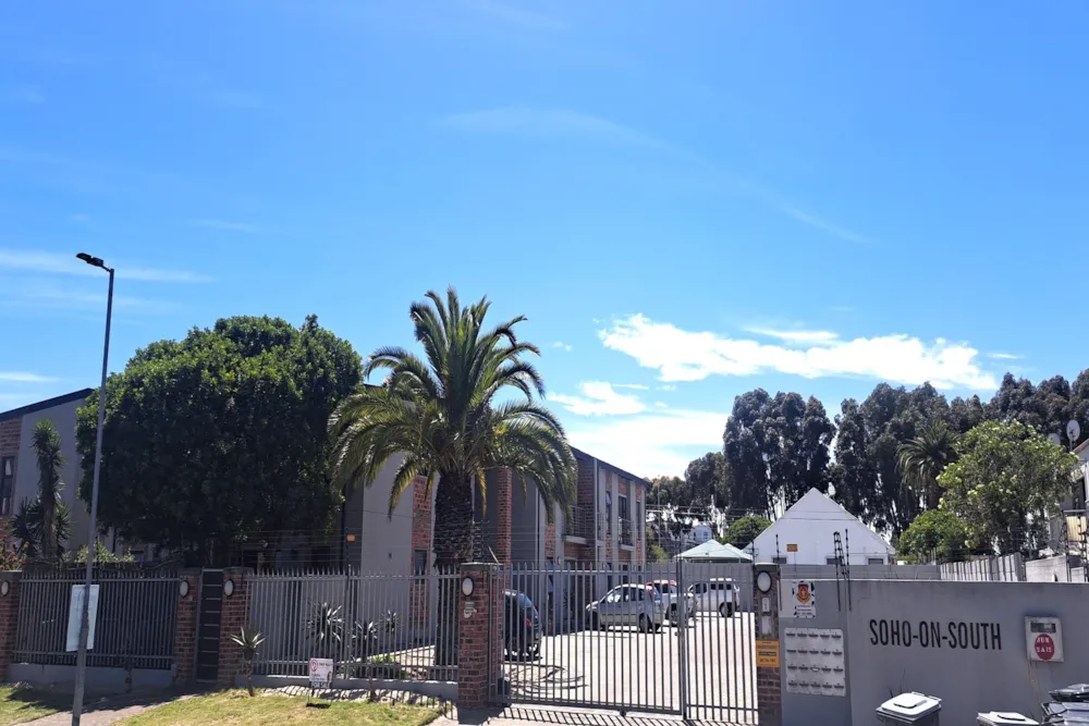 Apartment to rent in Table View - 1TV1755665