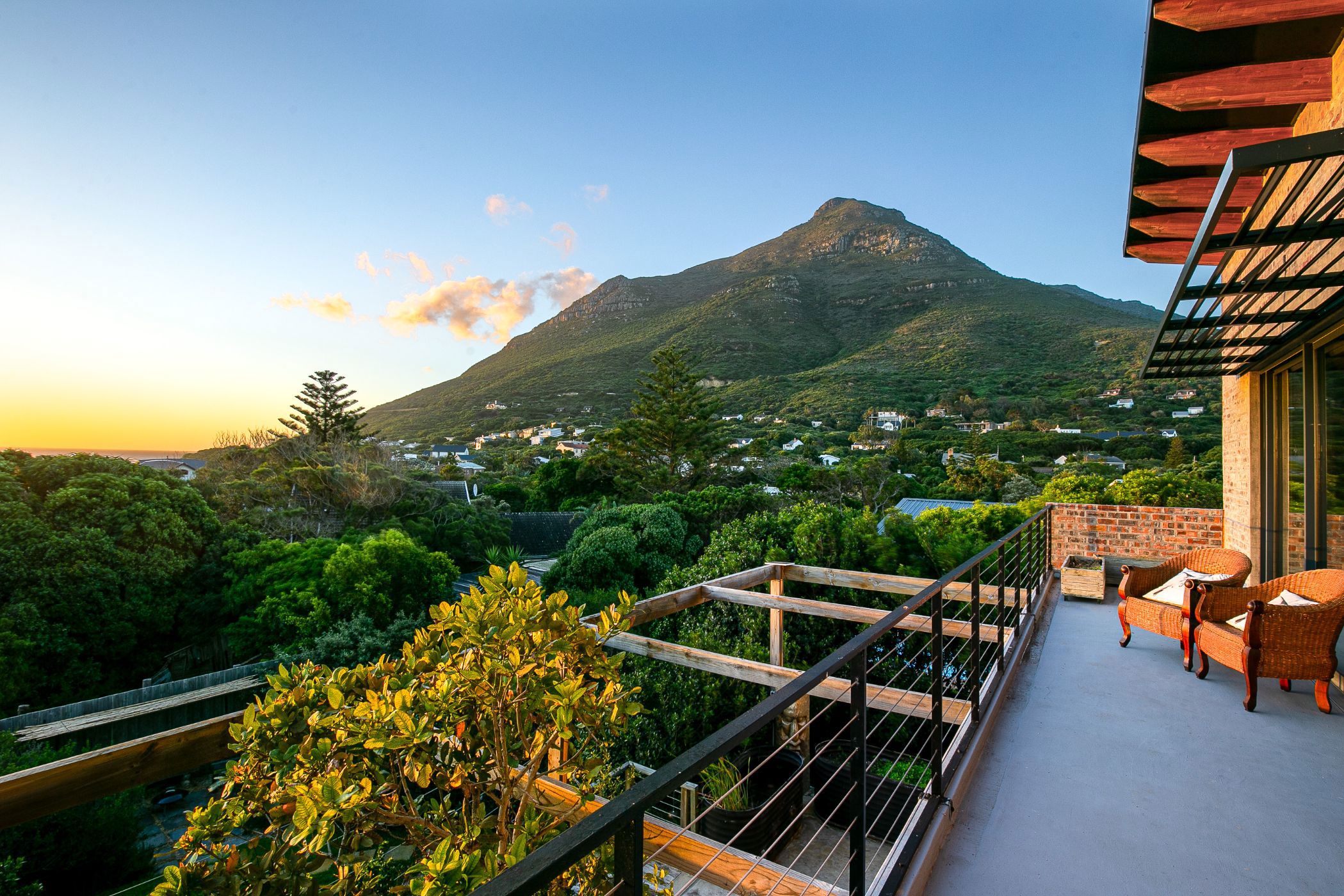 House for sale in Noordhoek, Cape Town - FH1755031
