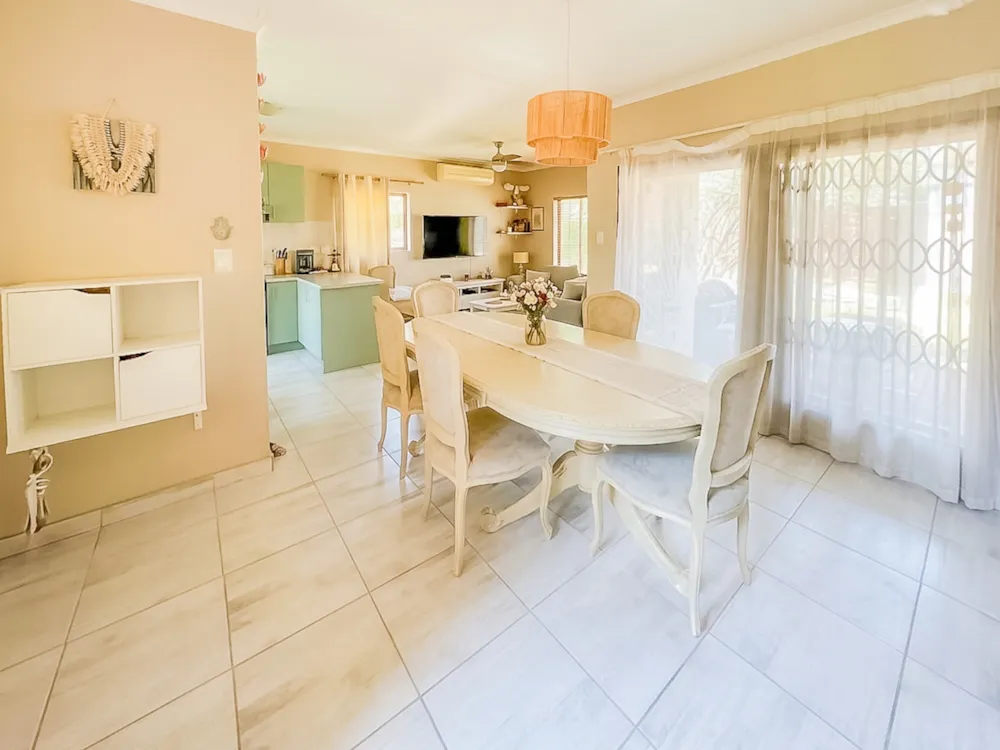 Security estate home to rent in The Coves - 1HR1755395 Security estate home to rent in The Coves - 1HR1755395