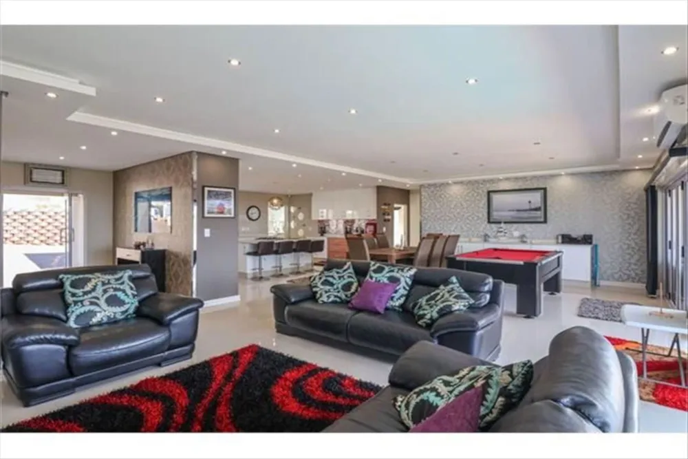 House for sale in Illovo Beach - 1WB1755295