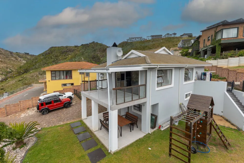 House for sale in Island View, Hartenbos - 1MB1756437 House for sale in Island View, Hartenbos - 1MB1756437