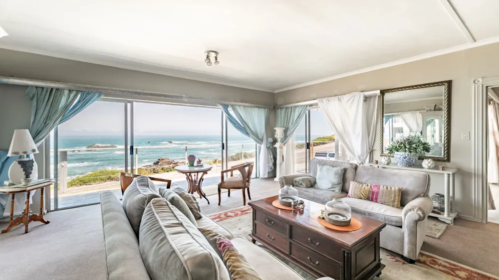 House for sale in Yzerfontein - LA1756469