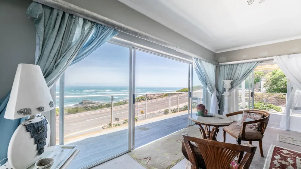 House for sale in Yzerfontein - LA1756469