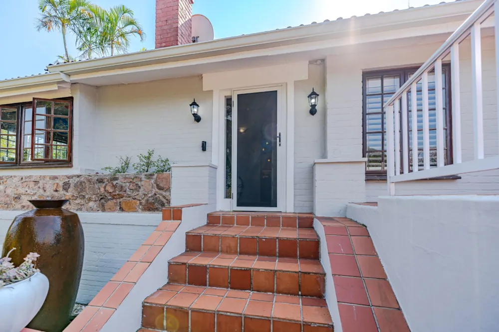 Double-storey house for sale in Kloof - 1KF1754624 Double-storey house for sale in Kloof - 1KF1754624