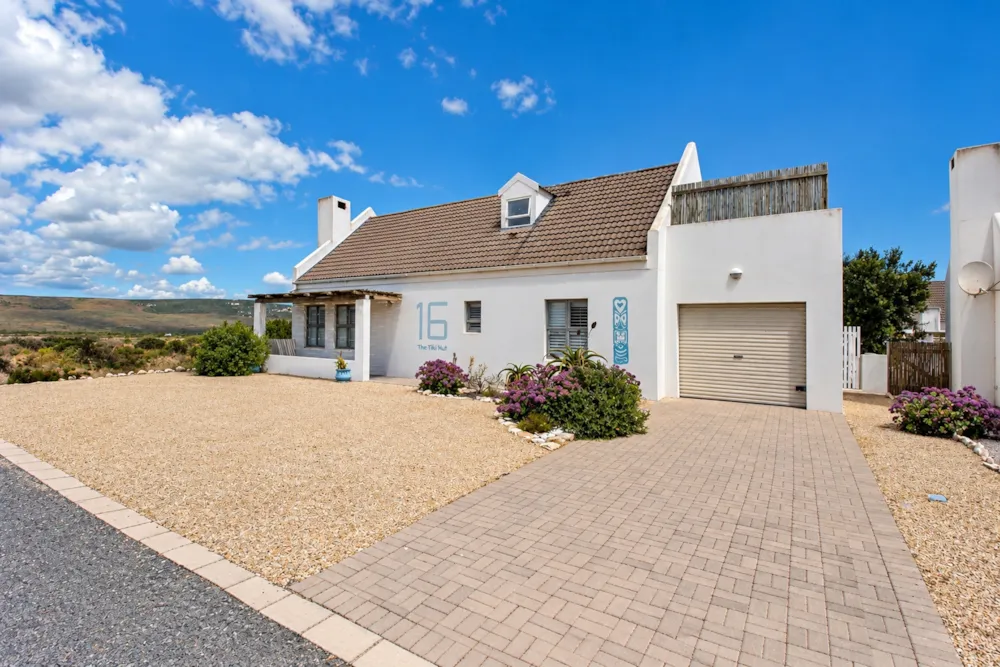 Double-storey house for sale in Golden Mile - LA1756062 Double-storey house for sale in Golden Mile - LA1756062