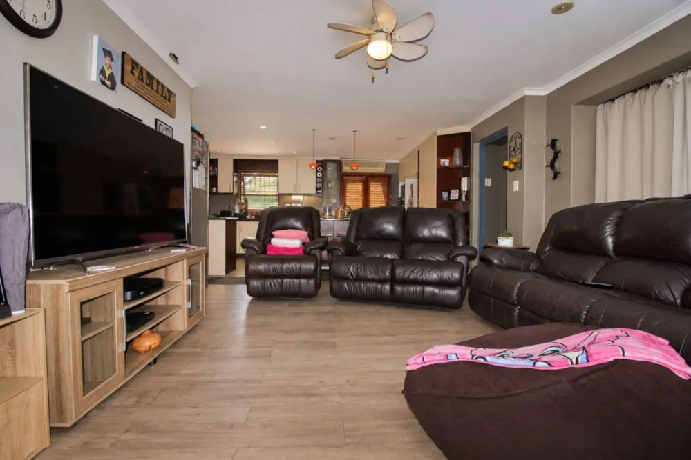 House for sale in Edgemead - 1PLA1756560 House for sale in Edgemead - 1PLA1756560