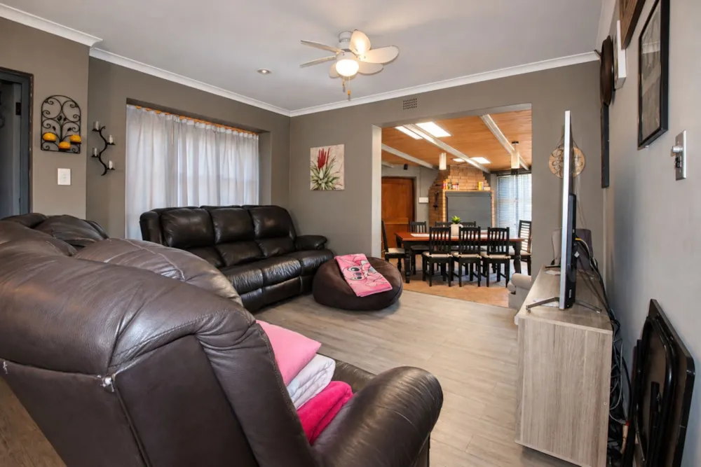 House for sale in Edgemead - 1PLA1756560 House for sale in Edgemead - 1PLA1756560