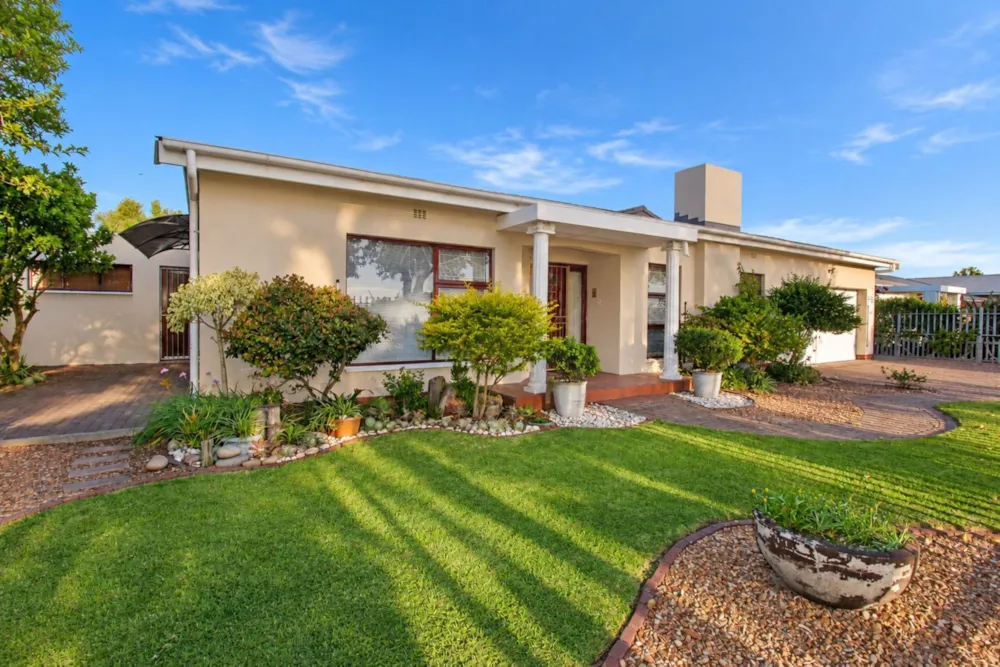 House for sale in Panorama, Parow - 1PLA1755420 House for sale in Panorama, Parow - 1PLA1755420
