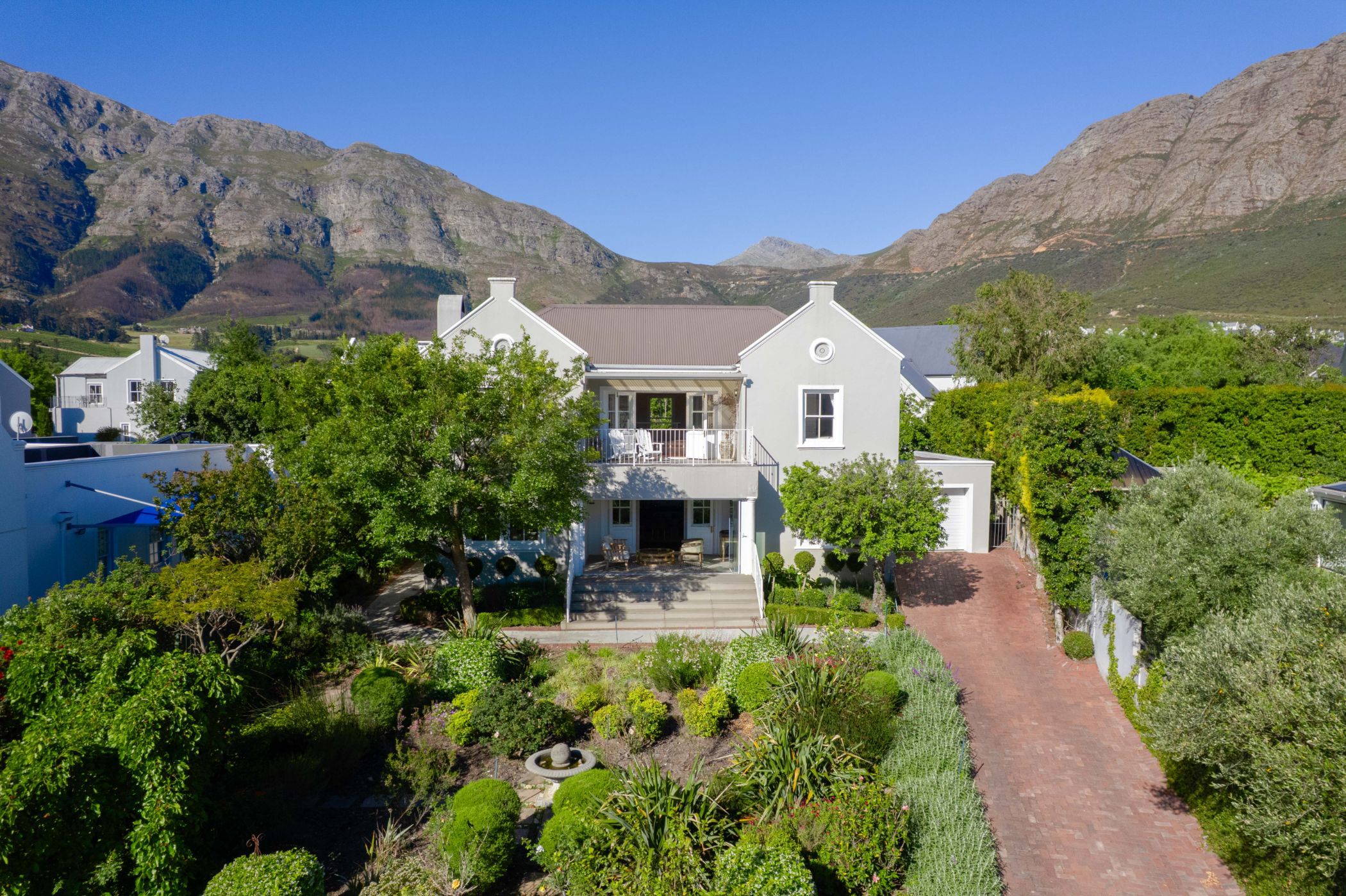 Double-storey house for sale in Franschhoek - FWI1754828