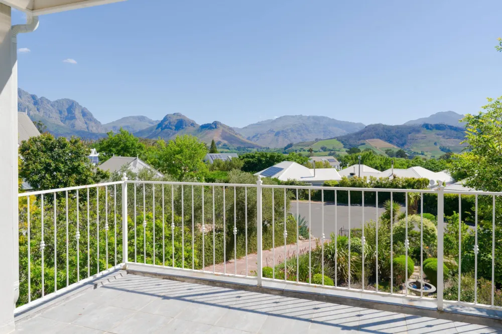 Double-storey house for sale in Franschhoek - FWI1754828 Double-storey house for sale in Franschhoek - FWI1754828