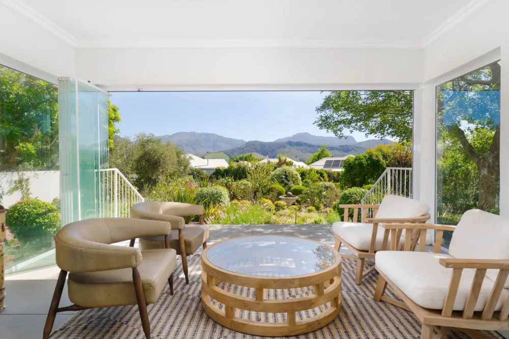 Double-storey house for sale in Franschhoek - FWI1754828 Double-storey house for sale in Franschhoek - FWI1754828