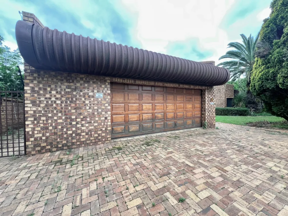 Double-storey house for sale in Bronkhorstspruit - PRN1754630 Double-storey house for sale in Bronkhorstspruit - PRN1754630