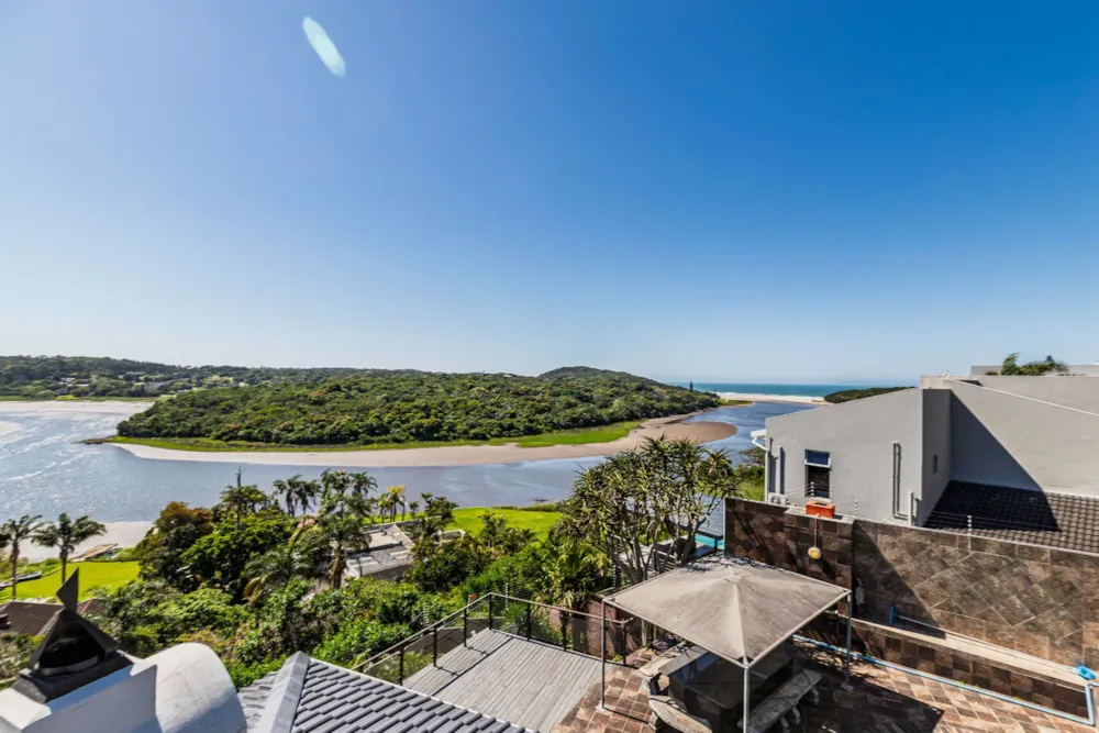 House for sale in Bonza Bay - 1EZ1754184 House for sale in Bonza Bay - 1EZ1754184