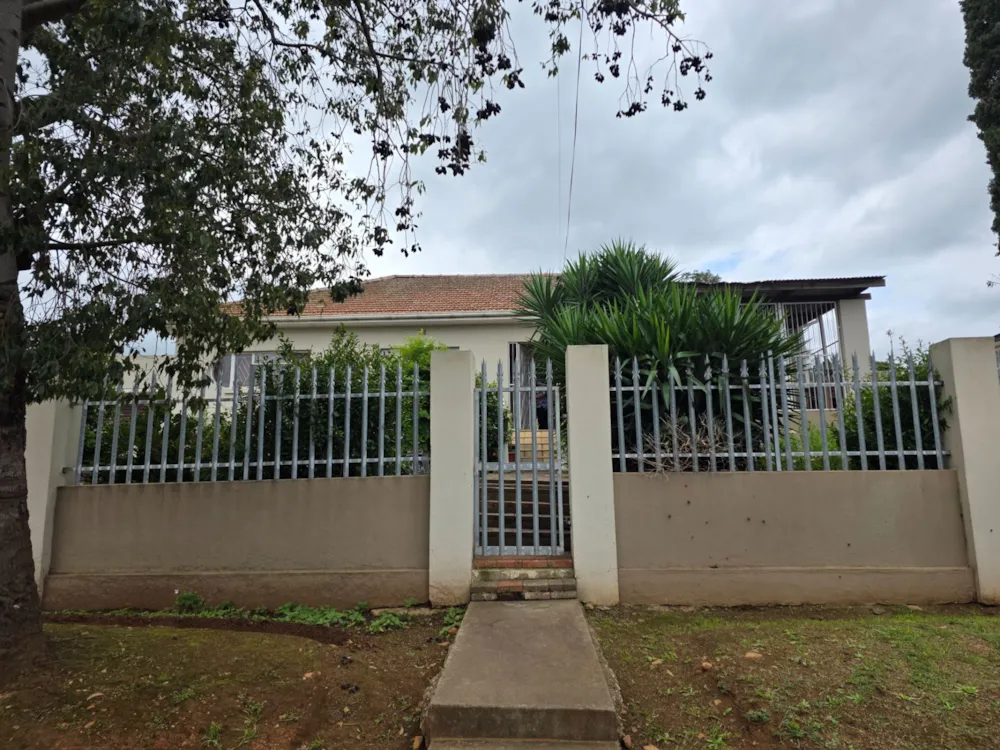 House for sale in Van Riebeeck Hoogte - 1UK1755211 House for sale in Van Riebeeck Hoogte - 1UK1755211