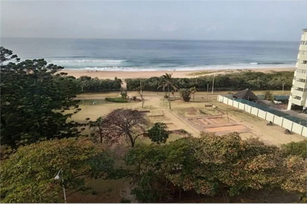 Apartment for sale in Amanzimtoti - 1WB1755567