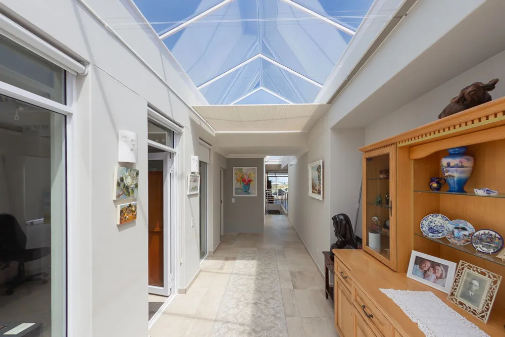 Double-storey house for sale in Bloubergstrand - 1TV1748396 Double-storey house for sale in Bloubergstrand - 1TV1748396